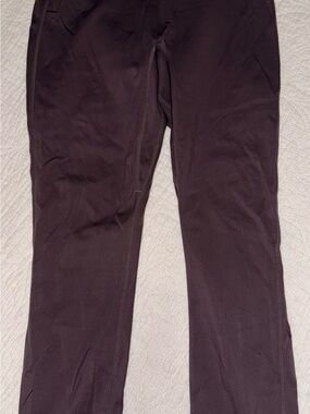 Fabletics Women's Dark Brown High-Rise Leggings